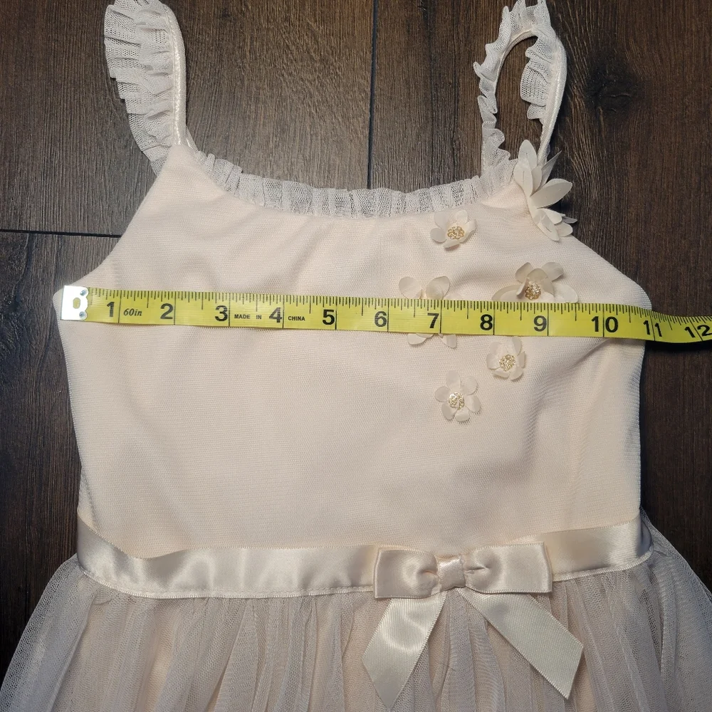 Zenzi Girls' Sleeveless‎ 3D Floral Mesh Hanky Hem Dress - Cream Size 6/6X